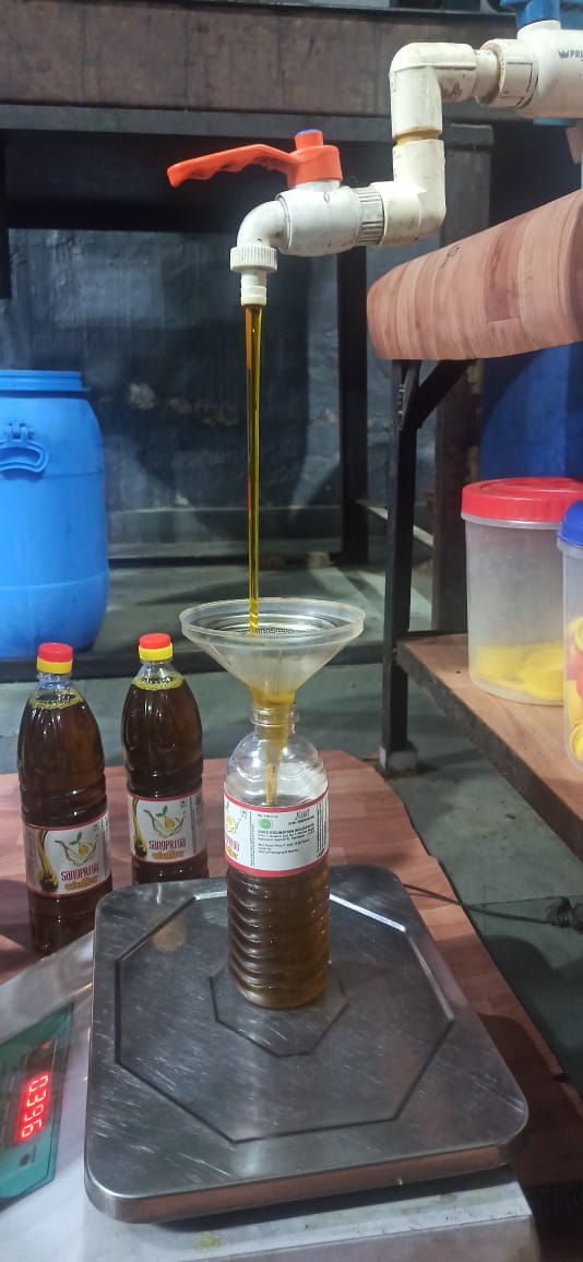 Mustard Oil Packaging